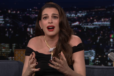 Anne Hathaway apologizes for ‘horrifying’ red carpet moment after going viral