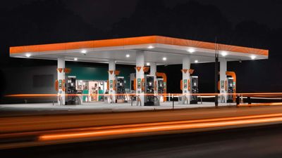 Gas Cars’ Dominance Is Fading: Global Sales Fall Below 50% For The First Time Since The 1920s