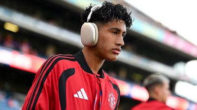 JJ Gabriel Transfer: The ‘Broken Promises’ Which Could Cost Man Utd Millions