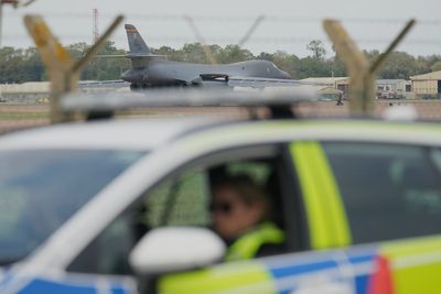 Man arrested in UK on suspicion of terror offense over incident at US-run air base
