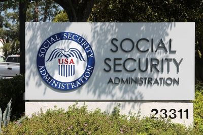 Got a Social Security Overpayment Letter? These 5 Deadlines Matter Before Money Comes Out of Your Check