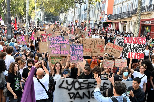 French Students Have Taken To The Streets Over Learning Conditions. Thousands Have Been Detained.