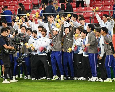 South Korea’s golden boys and a brouhaha over military service
