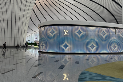 LVMH Loses $167B in 2026 as Louis Vuitton's China Problem Exposes Cracks in Arnault's Luxury Empire