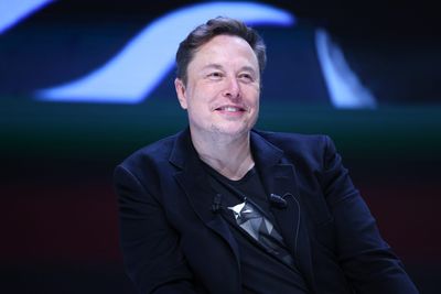 Elon Musk is a trillionaire again—and he'd still be the richest person on the planet even if he gave everyone $90