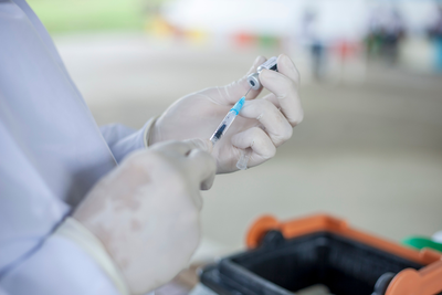 Anti-Vaxxers Face Furious Backlash as US Measles Cases Near 4,000 and States Declare Emergencies