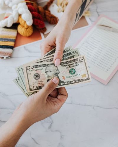 8 Expenses That Quietly Turn a Good Salary Into Paycheck-to-Paycheck Living