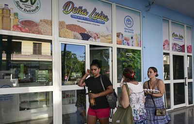 How Much Do Cuba's New Neighborhood Markets Really Cost Against a 3,210-Peso Minimum Wage?
