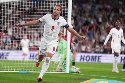 England secure a 3-0 victory over Czech Republic as Kane takes goal tally into the 90s