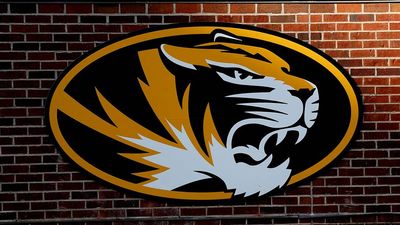 Hospitalized Missouri Offensive Lineman in Need of Heart Transplant: ‘He Does Need Help in a Hurry’