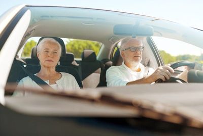 Retired With 2 Cars? Here’s How Much Dropping One Could Actually Save