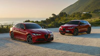 Alfa Romeo Giulia And Stelvio Refuse To Die, Get Another Update Instead
