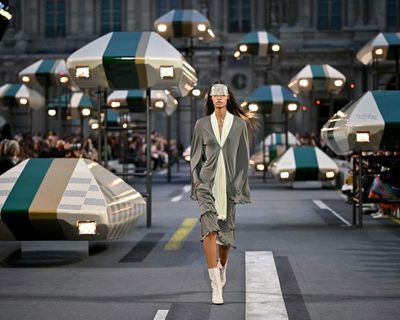 Nicolas Ghesquière takes us into the future for Louis Vuitton show in Paris