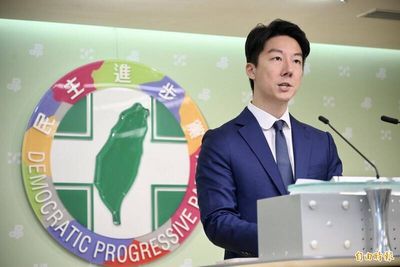 徐佳青請辭藍營質疑救選情 吳崢反擊：國民黨非常不要臉