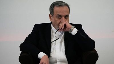 Hardline Iranian MPs move to impeach foreign minister over UN General Assembly talks