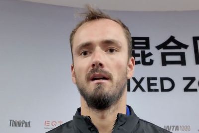 Daniil Medvedev Keeps His Word and Visits Fan in Hospital After China Open Default