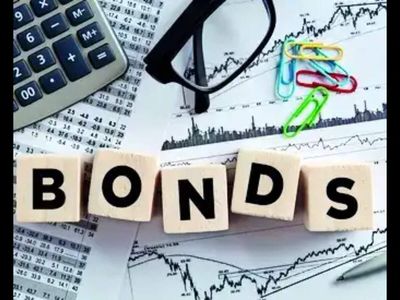 India bonds tumble after RBI's first rate hike in nearly four years