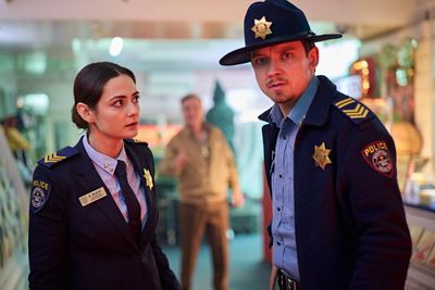 Gnomes review – Asa Butterfield takes on murderous garden ornaments in pulpy horror-comedy