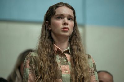 'Carrie' Ending Explained: Mike Flanagan Reveals Why He Changed Carrie's Fate