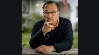 Jim Belushi’s Oregon retreat grew to 93 acres with cows, calves and a sweat lodge