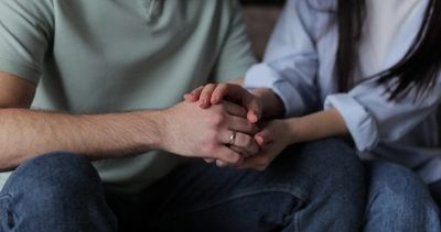 8 Things Good Husbands Do Without Being Asked