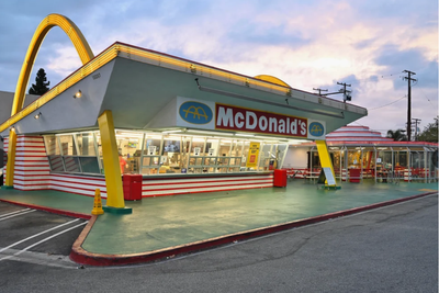Is AI Setting McDonald's Prices? Burger Giant Sued Over Pricing Tool