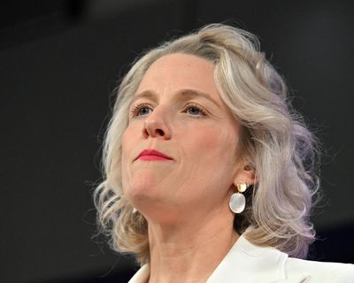 Ministers urge ATO to reverse credit card ban amid growing backlash from small businesses