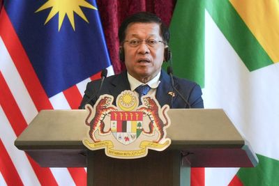 Myanmar's military-backed leader seeks closer ties on visit to Malaysia as he pivots to diplomacy