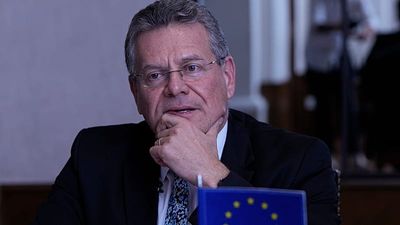 EU-China talks enter critical phase as trade chief Šefčovič touches down in Beijing
