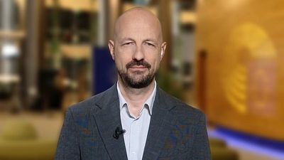 Halving MEPs’ salaries would take them ‘out of their bubbles’, MEP says