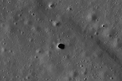 Strange hole found on moon could lead to future astronaut shelter