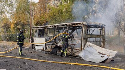 Glide Bombs Hit Buses: Russian strike on Kramatorsk kills over 30