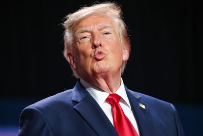 As Trump eyes a new round of major combat operations in Iran, rising oil prices and European bond contagion risk spark global stock selloff