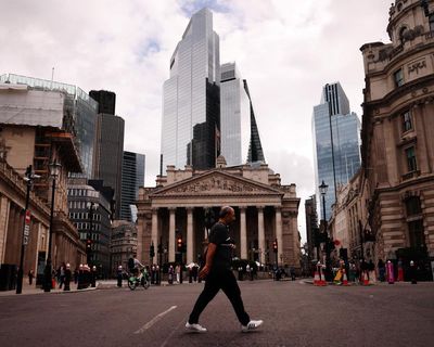 Medium-term borrowing costs for UK government hit 19-year high