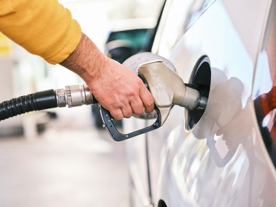 End of Gas Station Price War Sends Calgary Prices Back Above C$1.70 a Litre, Expert Says