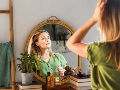 Why Does Your Face Look Different in the Mirror and Photos?