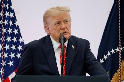 Trump says he will wait until after midterms to attack Iran