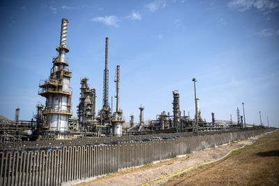 Oil: Production in Peru Continues to Fall as Sector Is Left Out of Legislative Powers Bill