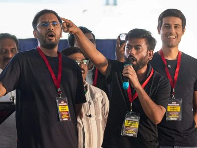'Lal Hit Janata Party' vs 'Cockroach Janata Party': CJP's satirical counter protests in Delhi against swear words used for PM
