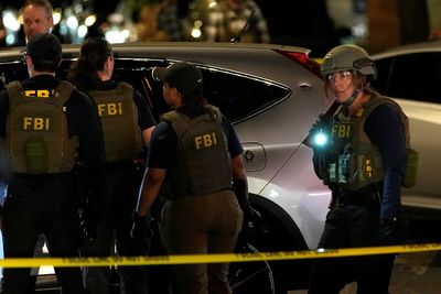 ICE agent shoots man with five-year-old child nearby in New York City