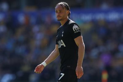 Tottenham star makes unusual Harvard move during injury recovery