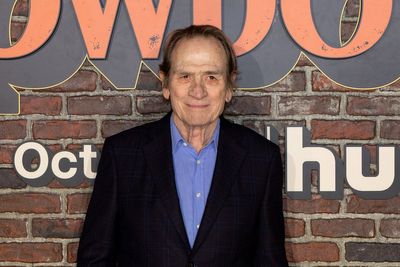 Tommy Lee Jones, 80, makes first red carpet appearance in three years