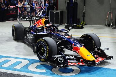 F1 Singapore GP LIVE: Max Verstappen pips George Russell to stunning sprint pole