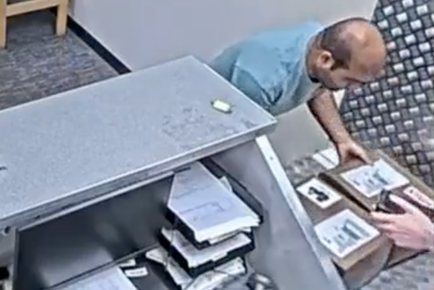 Members of UK’s biggest phone smuggling gang caught sending mobiles to China