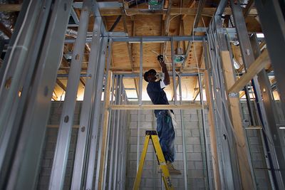 US Faces Growing Shortage of Electricians and Other Tradespeople as Immigration Enforcement Intensifies: Report