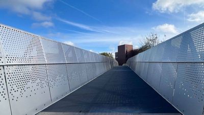 UK engineers turned unwanted steel into a lower-carbon footbridge