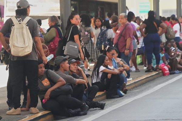 A magnitude 7.7 earthquake shakes Panama, prompting evacuations