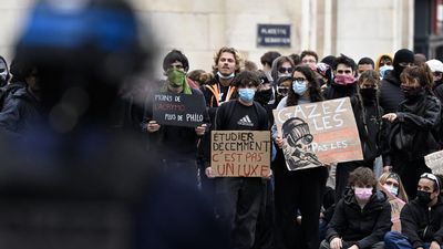 French students vow to keep up protests as UN voices 'concern' over violence