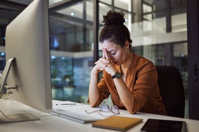Almost 1 million Brits suffering from work-related stress, depression or anxiety, study finds