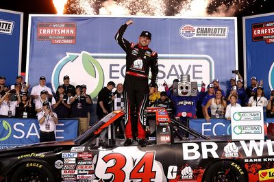 Layne Riggs closes to 17 points of NASCAR Truck lead with Charlotte win